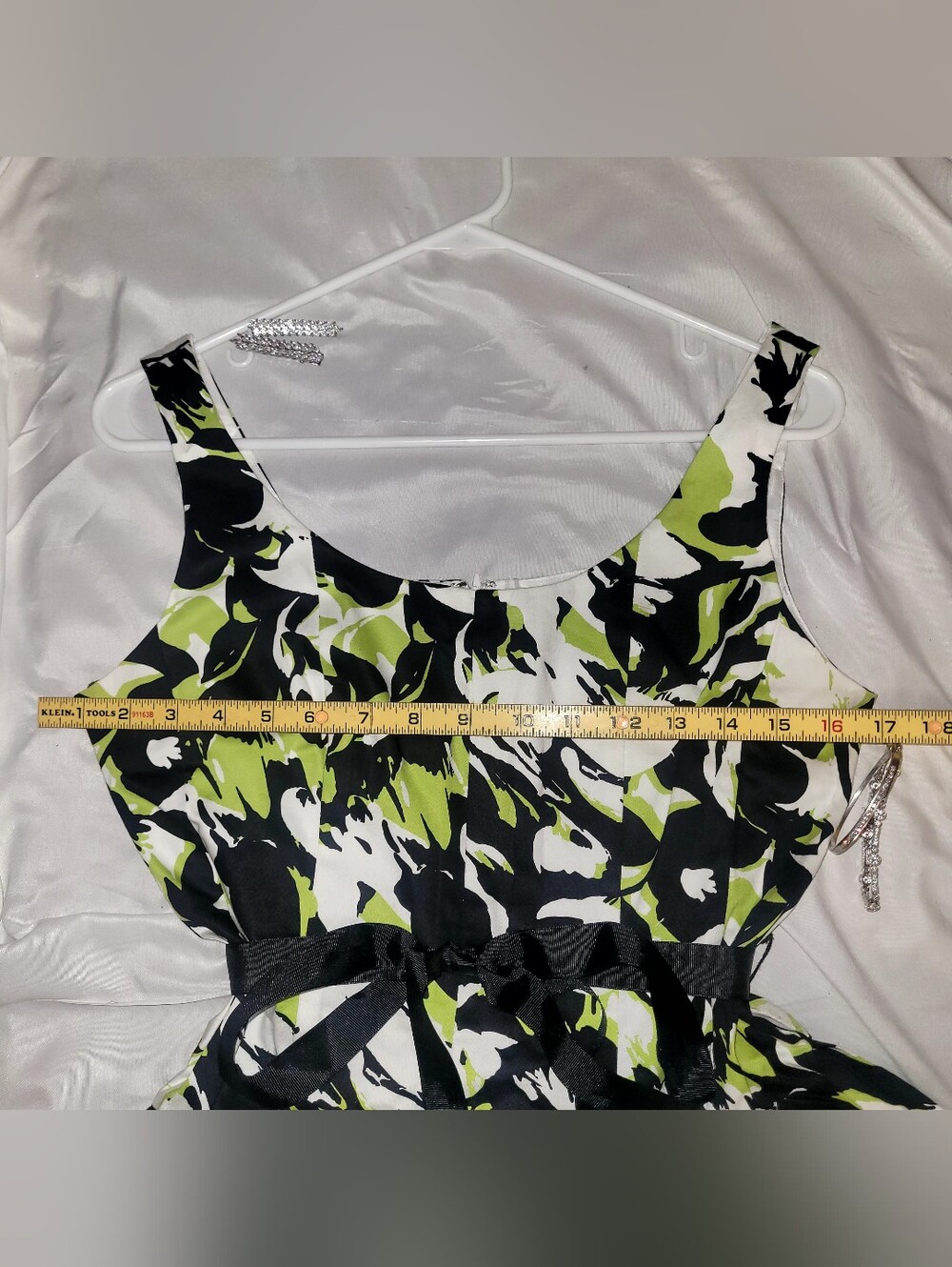 Steph's Pick:  Jessica Howard Dress, Size 6 - Picture 15 of 15